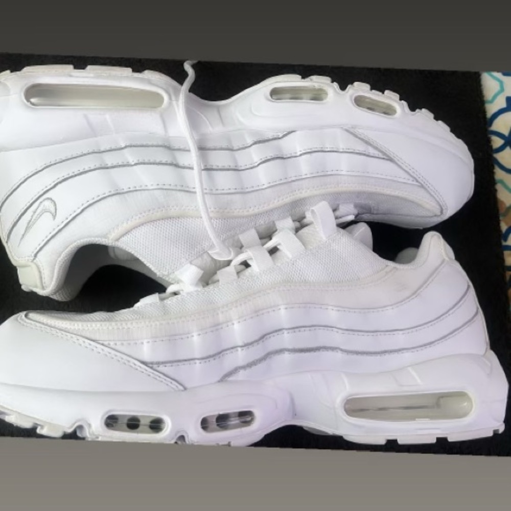 Nike Shoes for sale!